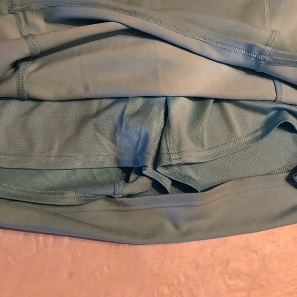 SOLD Adidas Skort - Picture 4 of 5